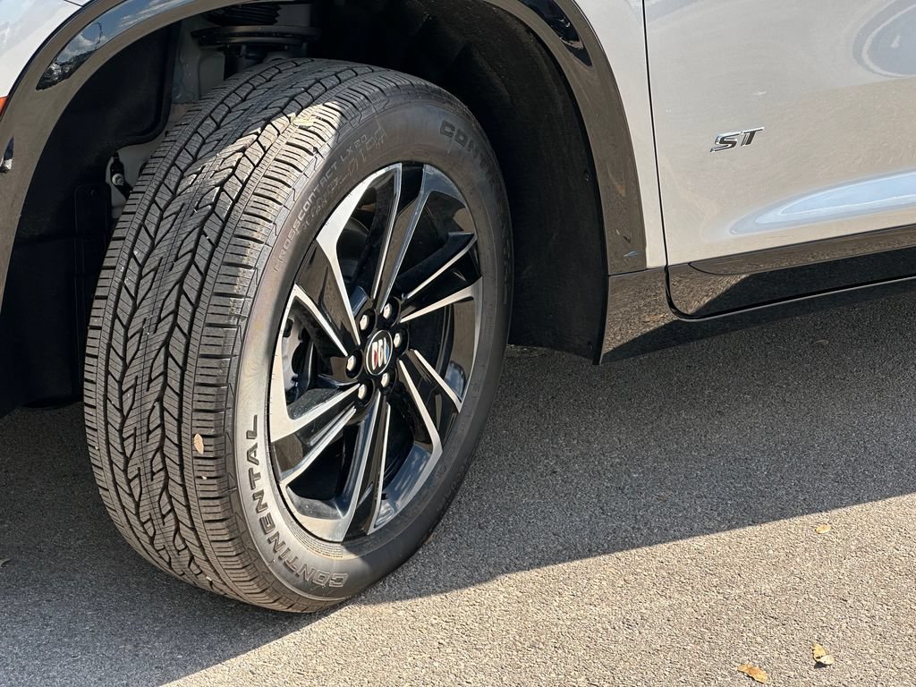 2026 Buick Enclave Sport Touring - Photo 28