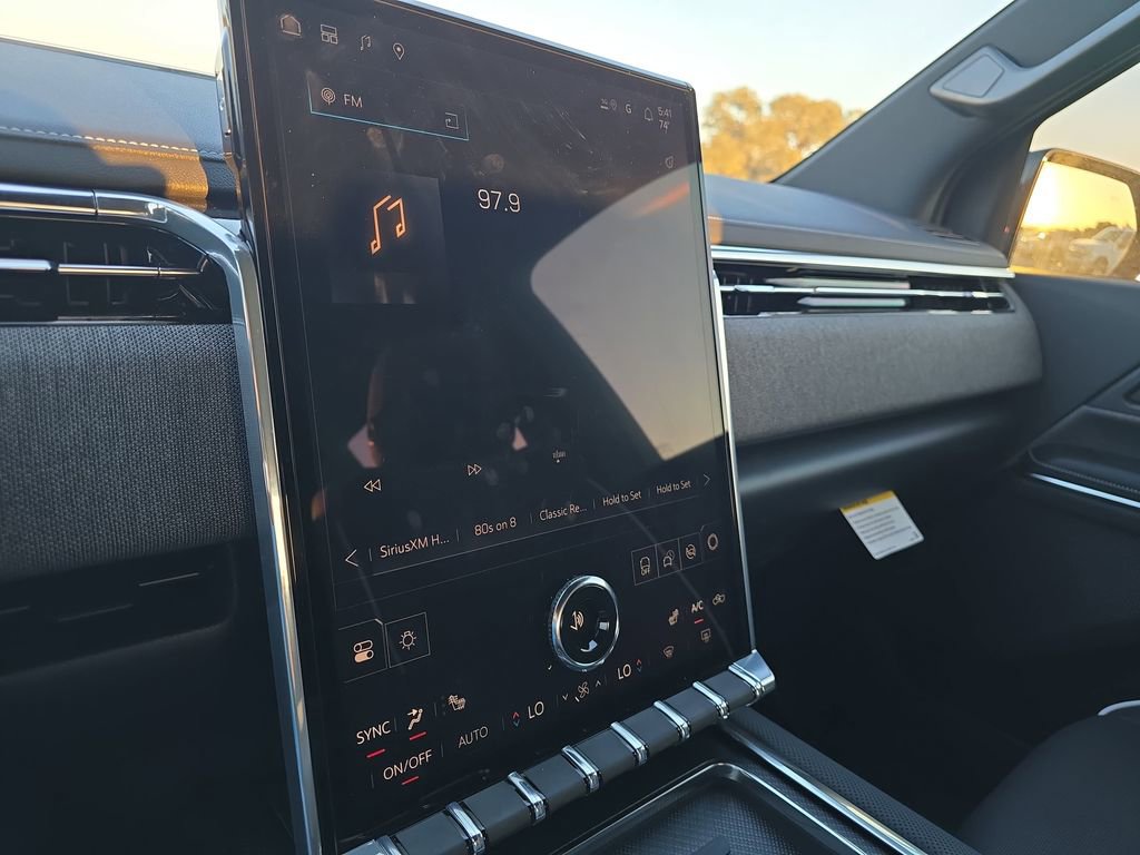 2026 GMC Sierra EV Elevation - Photo 18