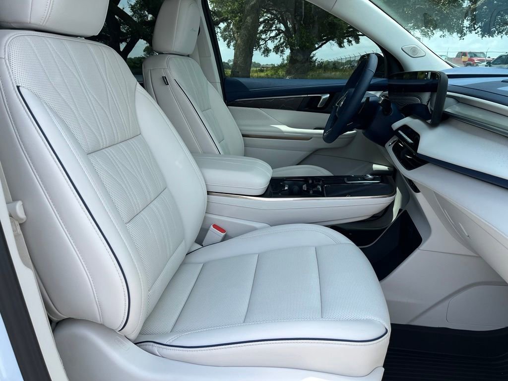 2026 Buick Enclave Avenir - Photo 10