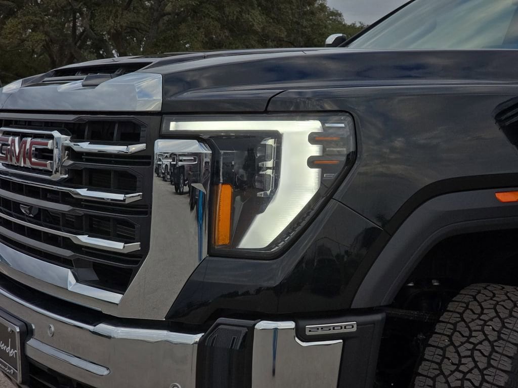 2025 GMC Sierra 2500HD SLT - Photo 28