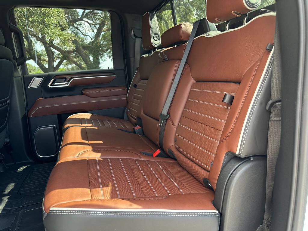 2026 GMC Sierra 3500HD Denali Ultimate - Photo 12