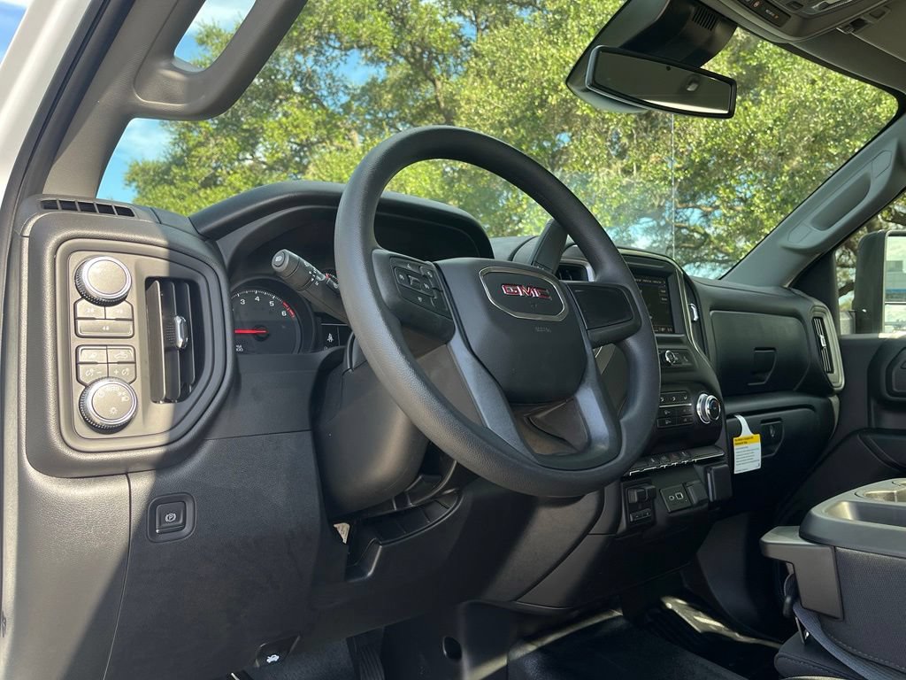 2026 GMC Sierra 2500HD Pro - Photo 11