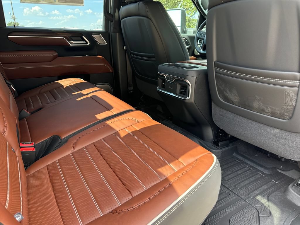 2026 GMC Sierra 3500HD Denali Ultimate - Photo 11
