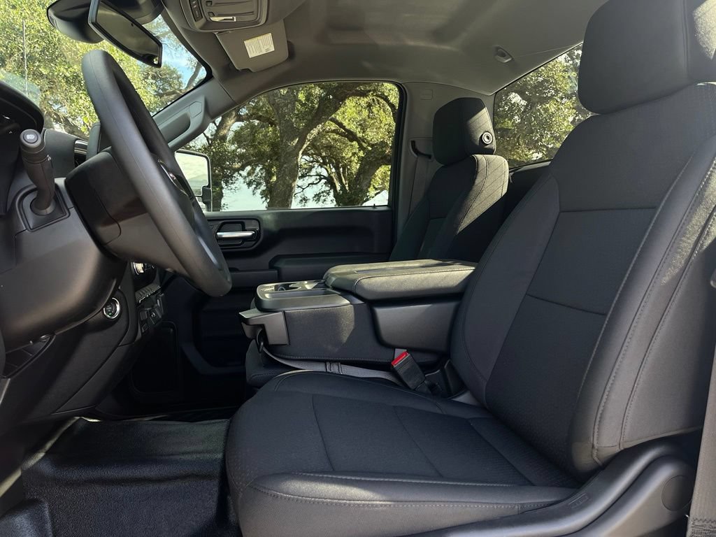 2026 GMC Sierra 2500HD Pro - Photo 10