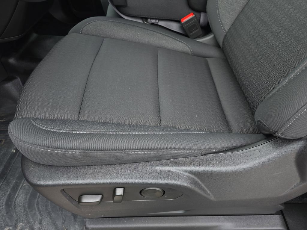 2025 GMC Sierra 1500 Pro - Photo 23