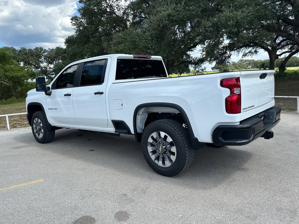2026 Chevrolet Silverado 2500 HD Custom - Photo 7