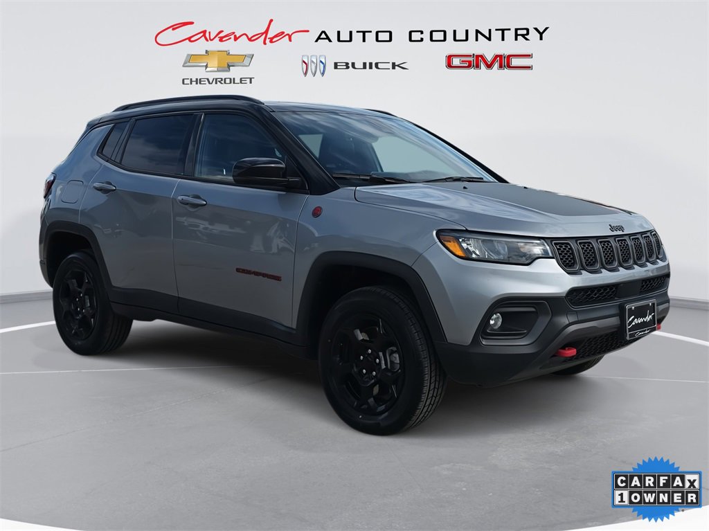 2023 Jeep Compass Trailhawk photo 3