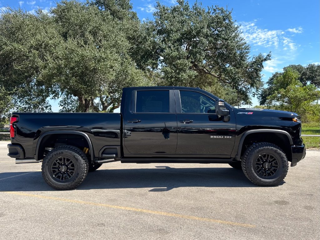 New 2026 Chevrolet Silverado 2500 HD ZR2 Truck
