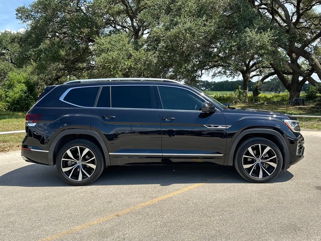 Used 2024 Volkswagen Atlas 2.0T SEL Premium R-Line SUV