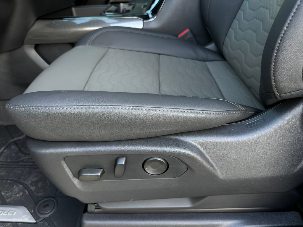 2026 Chevrolet Silverado 2500 HD ZR2 - Photo 25