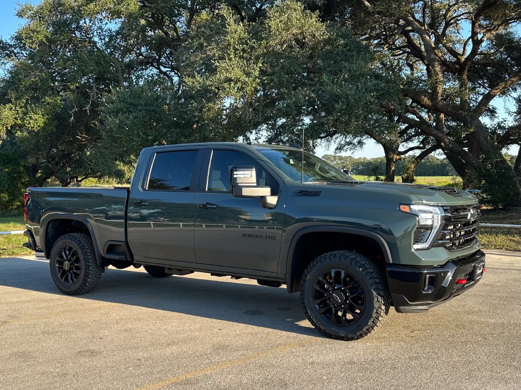 New 2026 Chevrolet Silverado 2500 HD LT Trail Boss Z71 Off Road Truck
