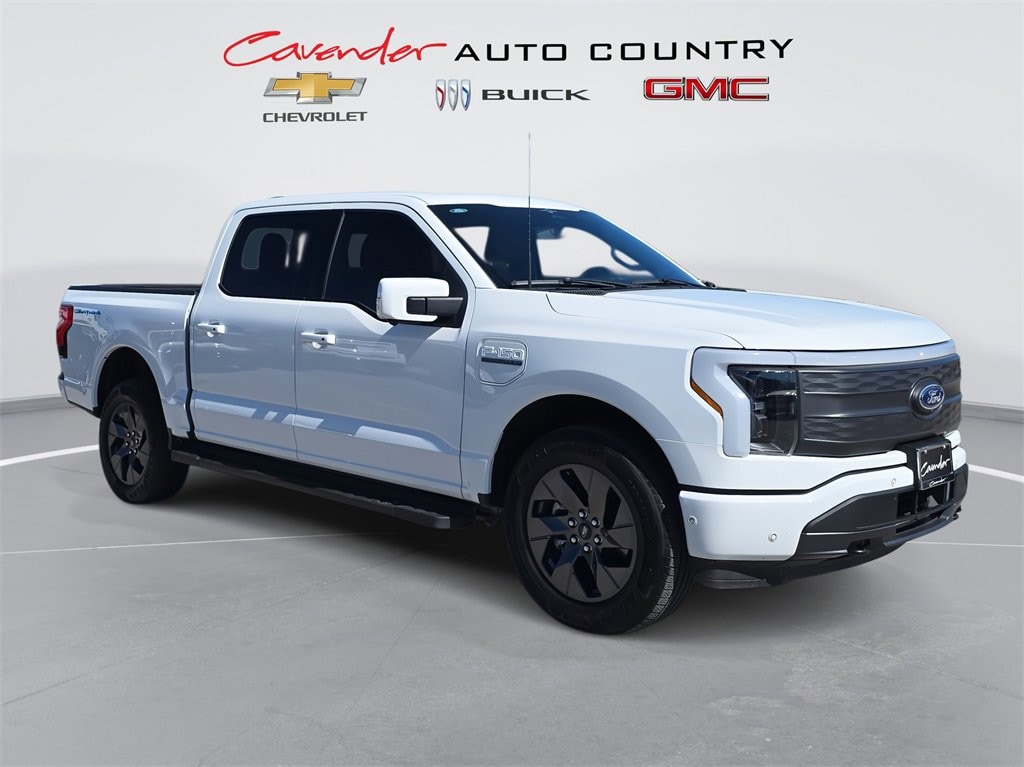 Used 2023 Ford F-150 Lightning Lariat Truck