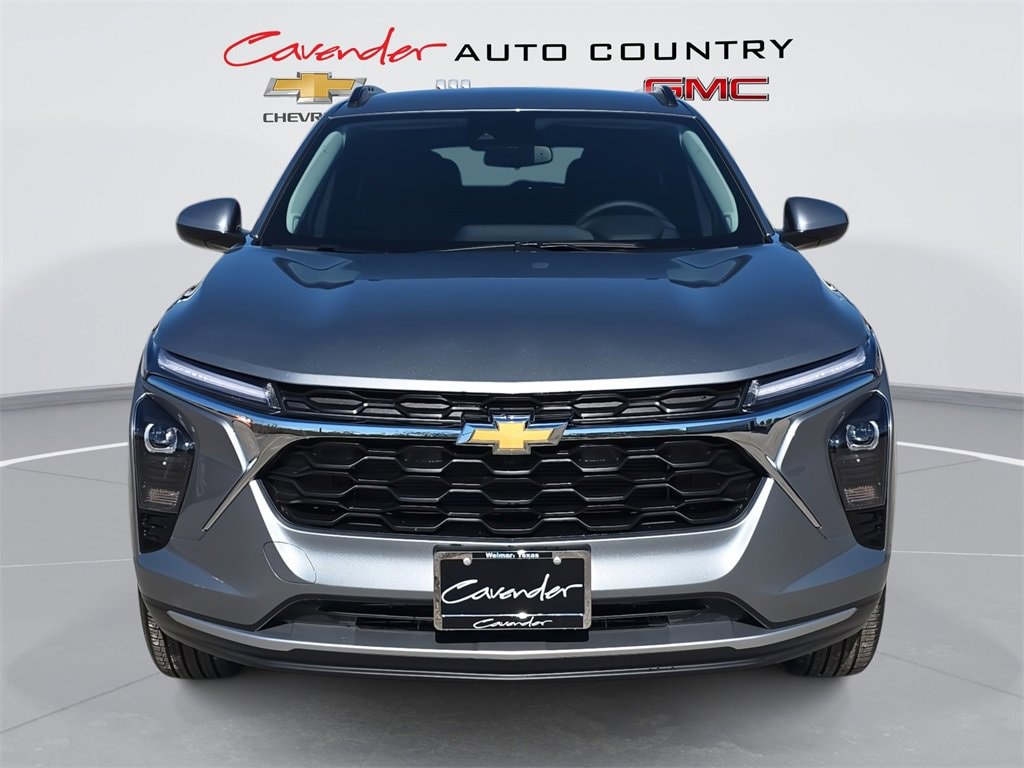 New 2025 Chevrolet Trax LT SUV