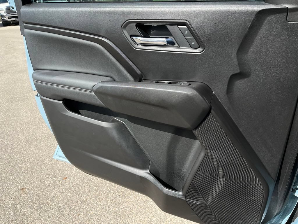 2025 Chevrolet Colorado LT - Photo 22