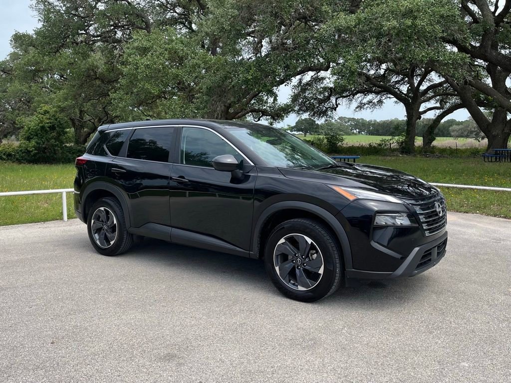 Used 2025 Nissan Rogue SV SUV