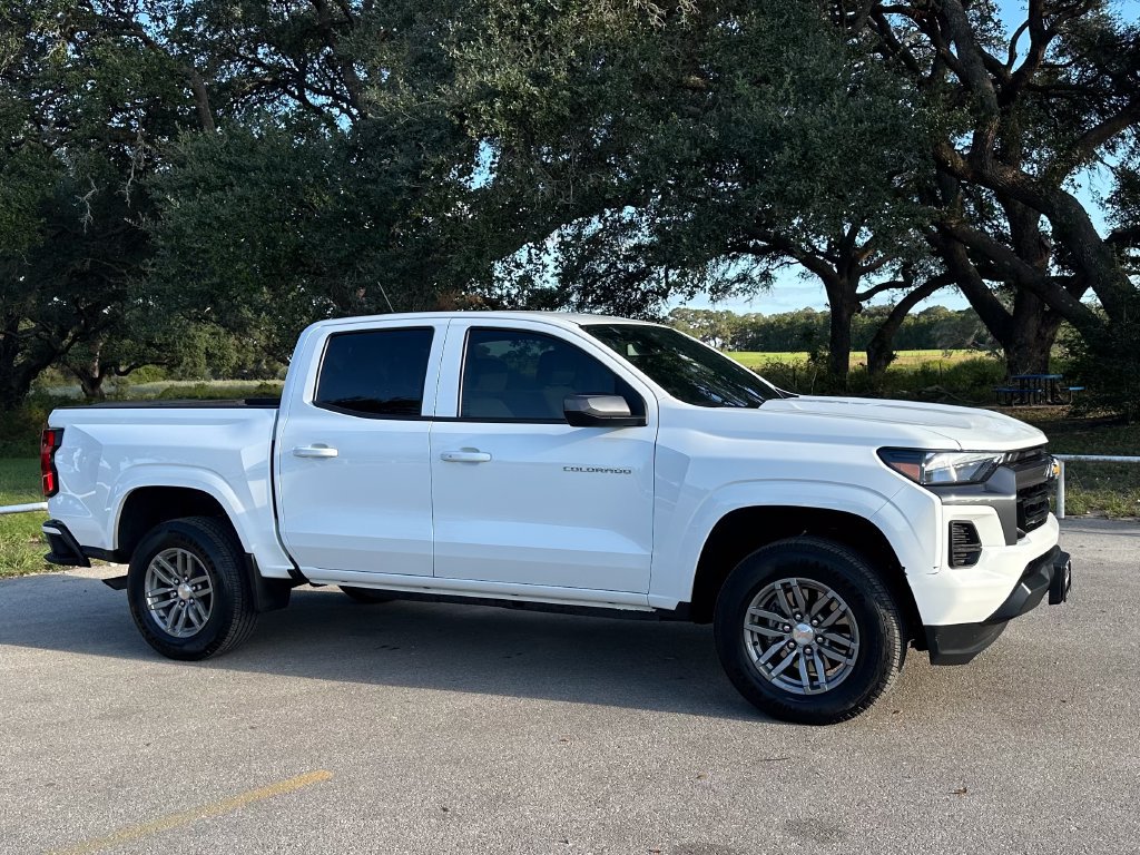 Used 2025 Chevrolet Colorado LT Truck