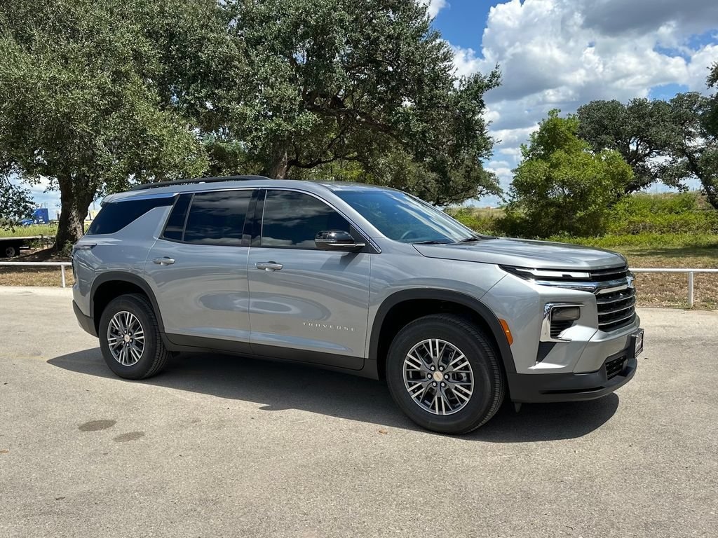 New 2027 Chevrolet Traverse LT SUV