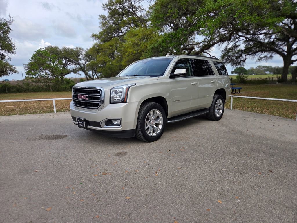 Sparkling Silver Metallic 2016 GMC Yukon SLT SUV / Crossover 4X2 Automatic