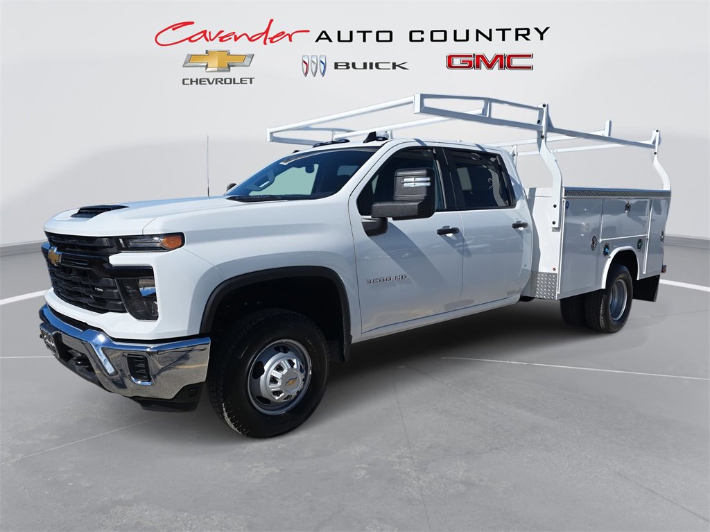 2025 Chevrolet Silverado 3500HD Work Truck's photo