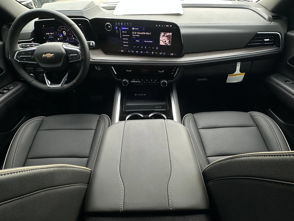 2026 Chevrolet Suburban High Country - Photo 9