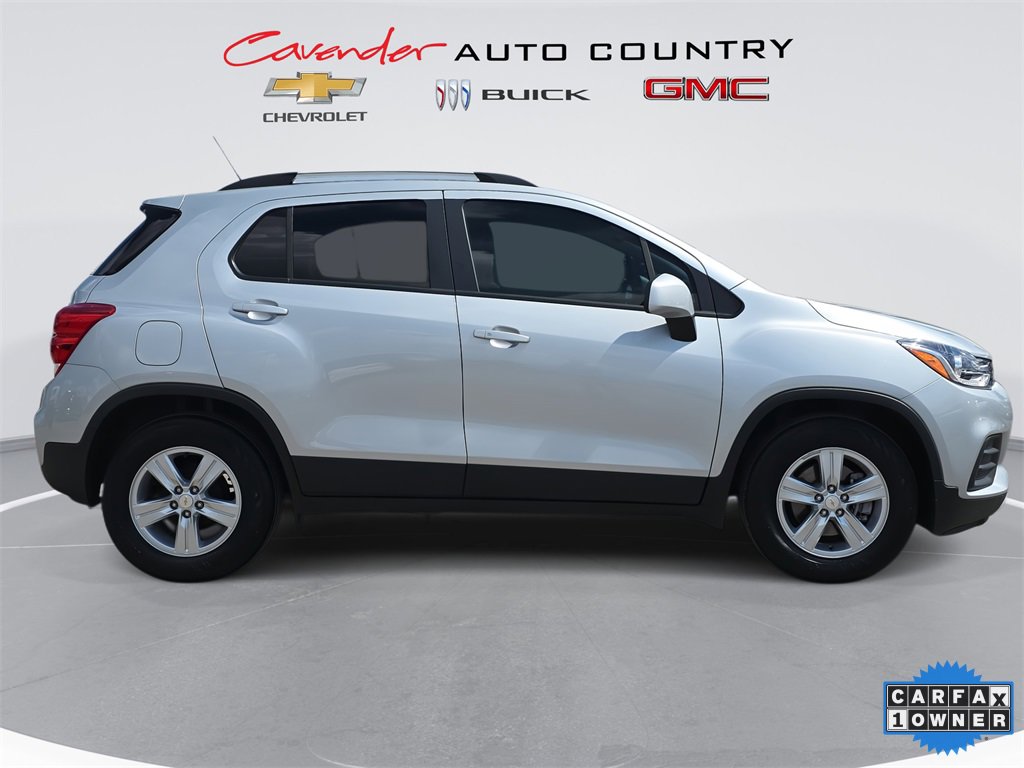 2022 Chevrolet Trax LT photo 4
