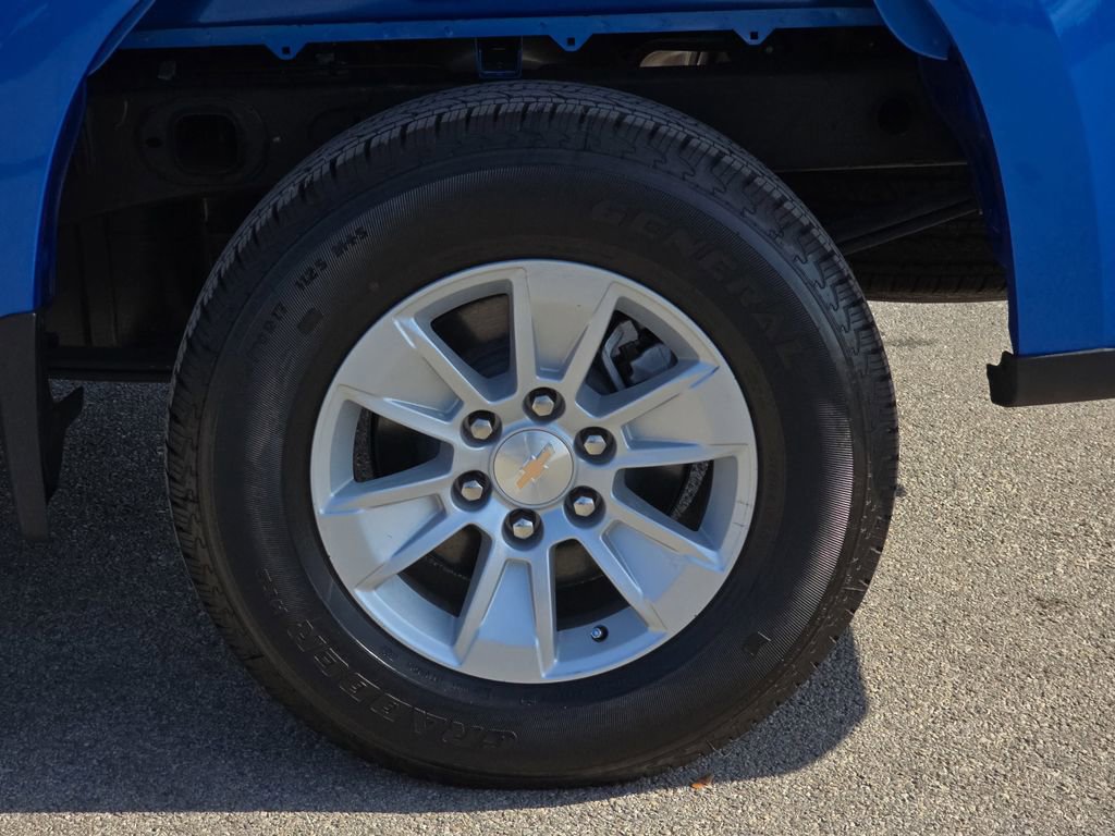 2025 Chevrolet Silverado 1500 LT - Photo 30