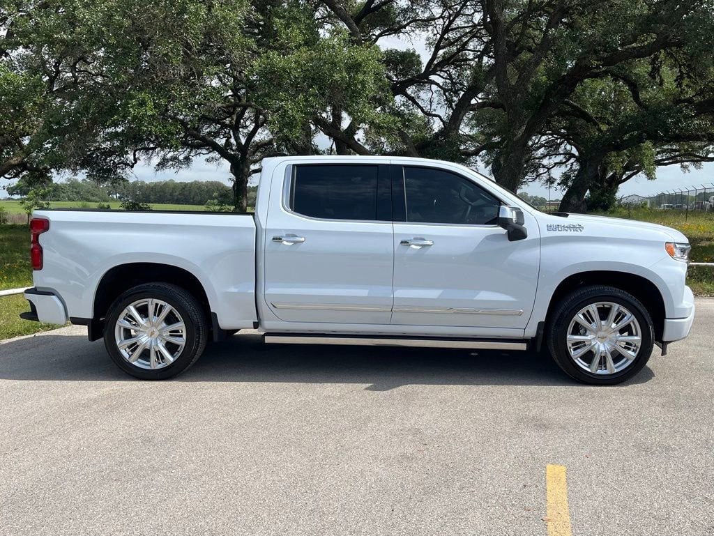 New 2026 Chevrolet Silverado 1500 High Country Premium Truck