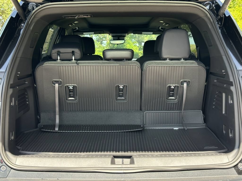 2026 Chevrolet Traverse LT - Photo 13