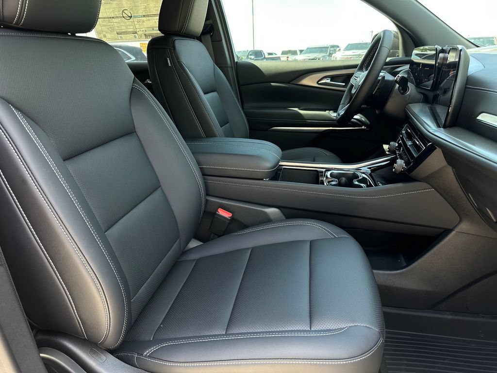 2026 Chevrolet Traverse LT - Photo 10