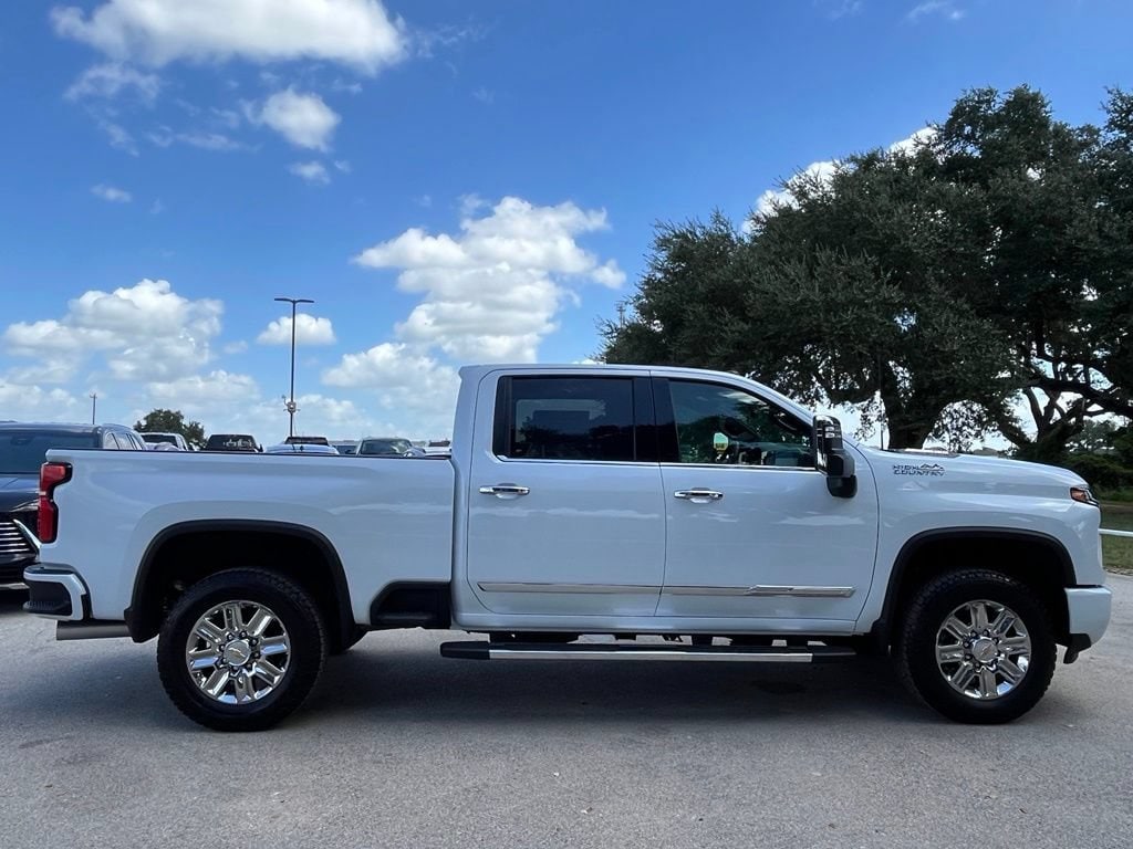 New 2026 Chevrolet Silverado 2500 HD High Country Z71 Off Road Truck