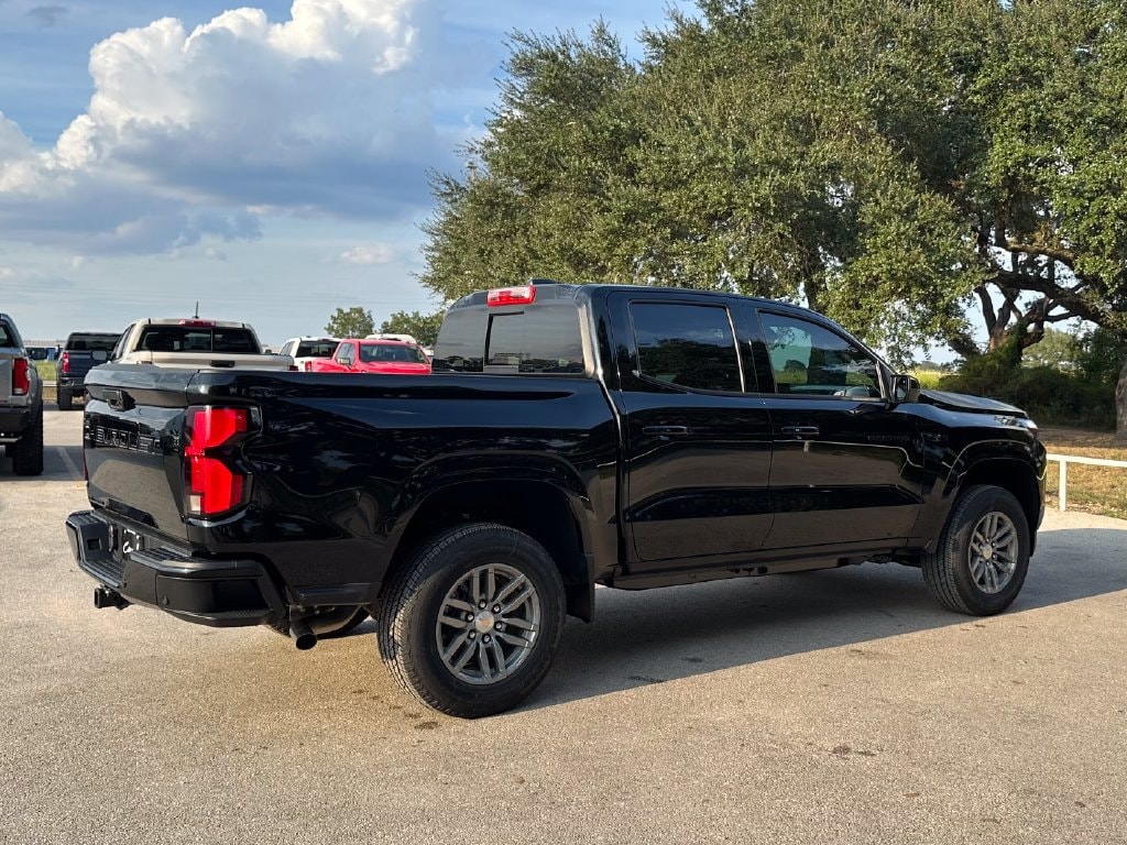 2026 Chevrolet Colorado LT - Photo 5