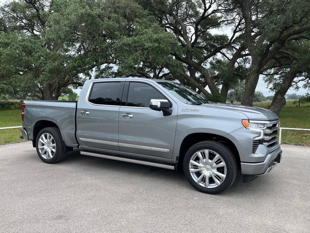 New 2026 Chevrolet Silverado 1500 High Country Premium Truck
