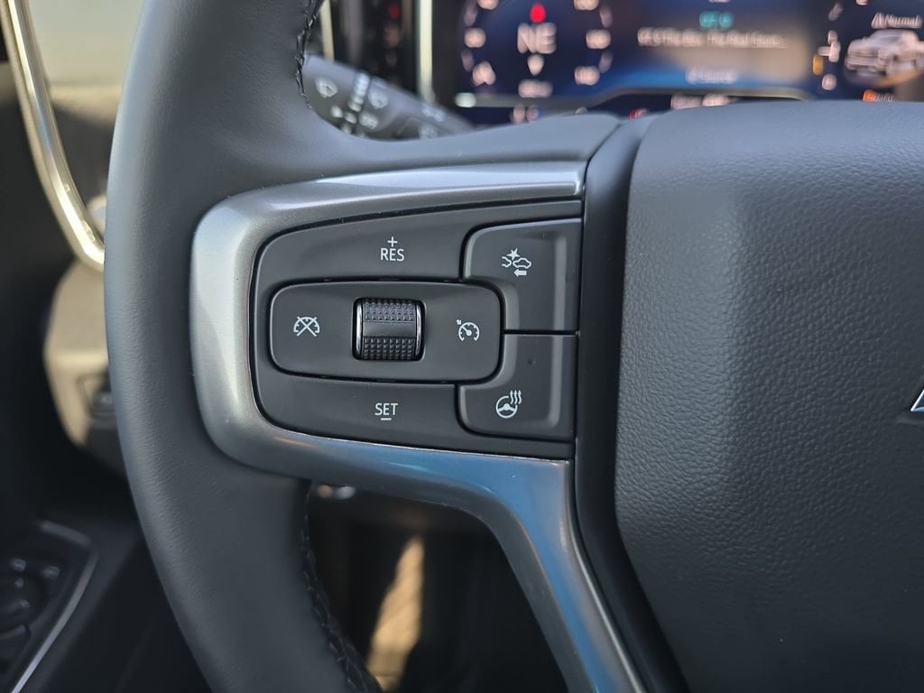 2025 Chevrolet Silverado 1500 LT - Photo 15
