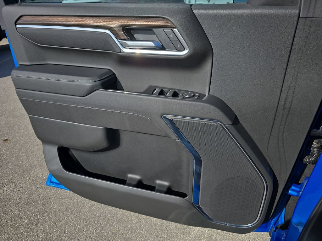 2025 Chevrolet Silverado 1500 LT - Photo 25