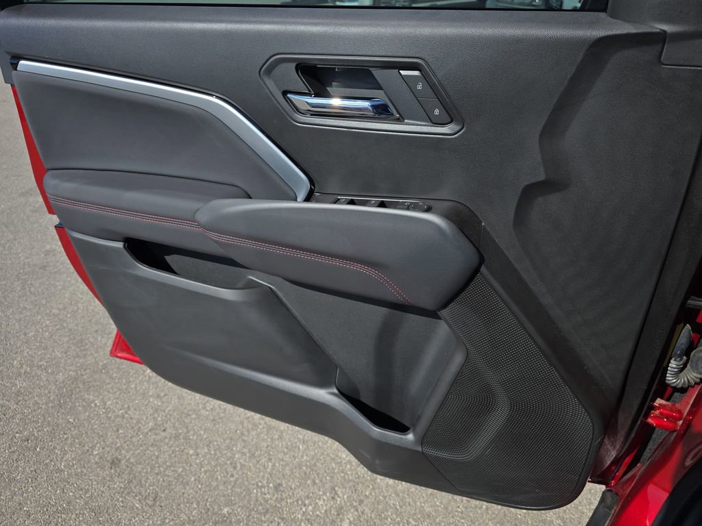 2025 Chevrolet Colorado Z71 - Photo 25