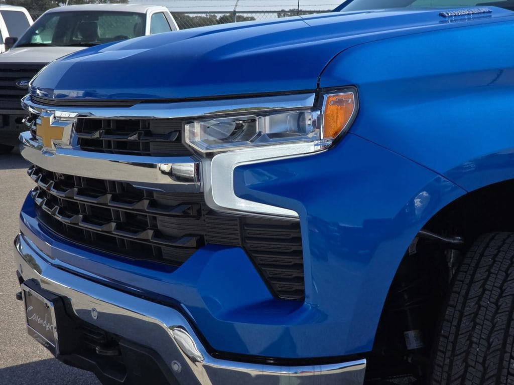 2025 Chevrolet Silverado 1500 LT - Photo 28