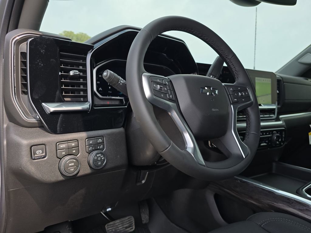 2026 Chevrolet Silverado 2500 HD LTZ - Photo 14