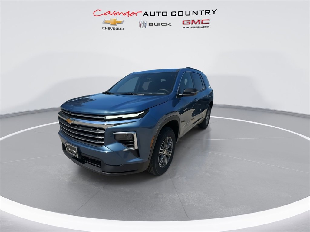 2025 Chevrolet Traverse photo 4