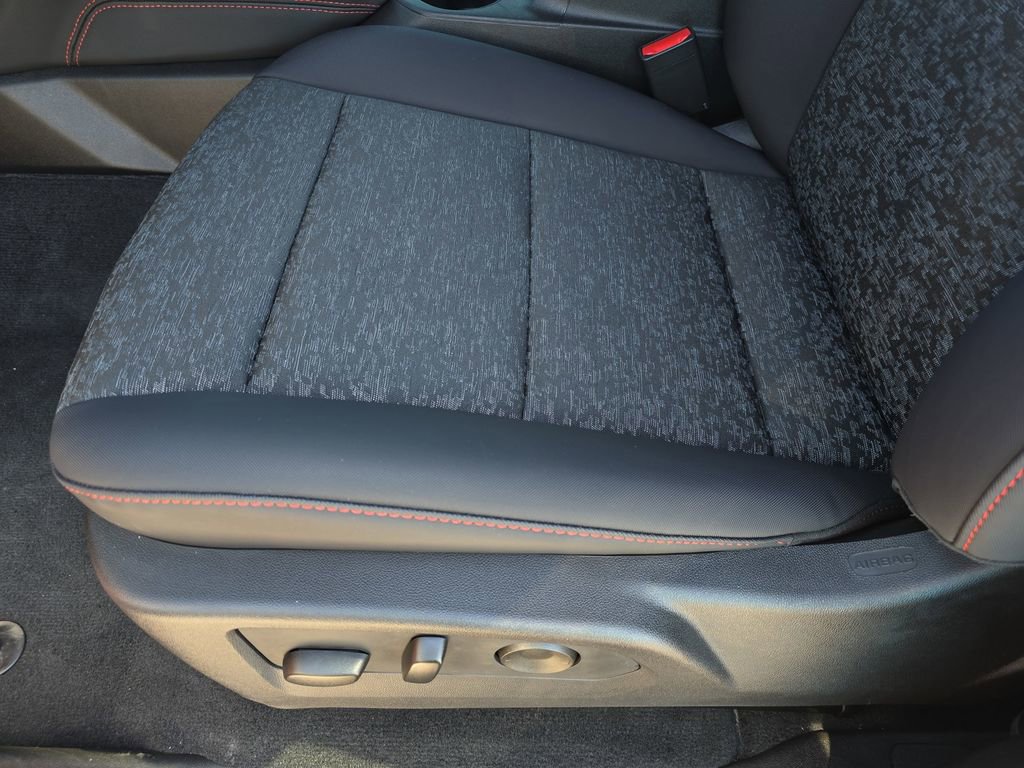 2025 Chevrolet Colorado Z71 - Photo 27