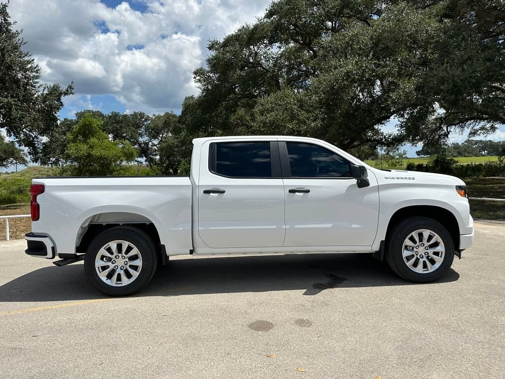 New 2026 Chevrolet Silverado 1500 Custom Truck