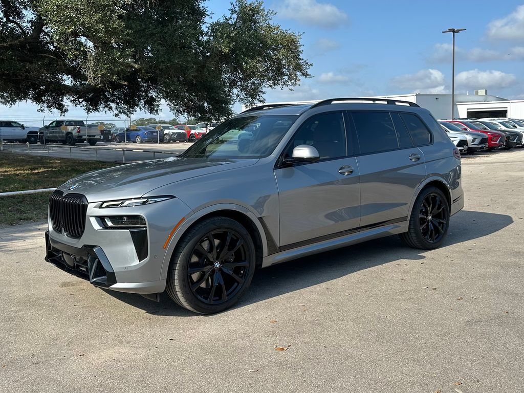 2024 BMW X7