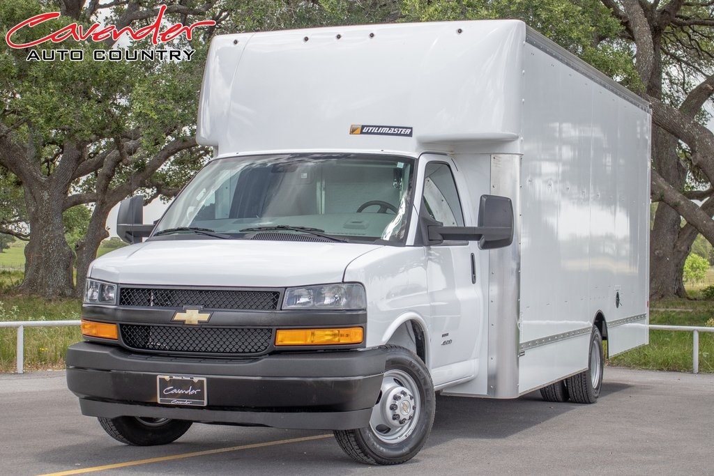 2022 Chevrolet Express Cutaway 4500 For Sale in Weimar TX Cavender