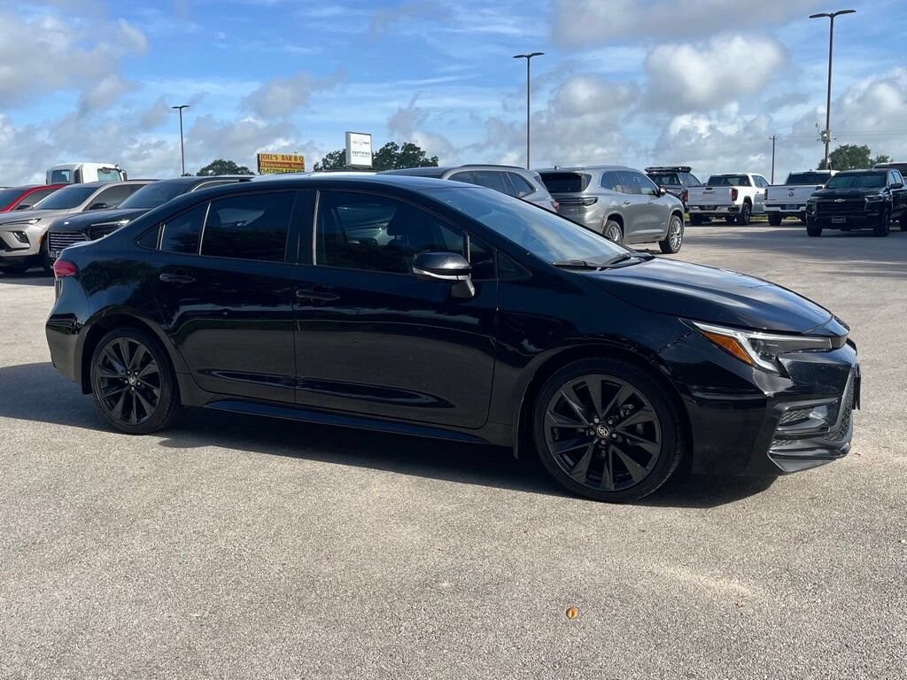 Used 2024 Toyota Corolla SE Sedan