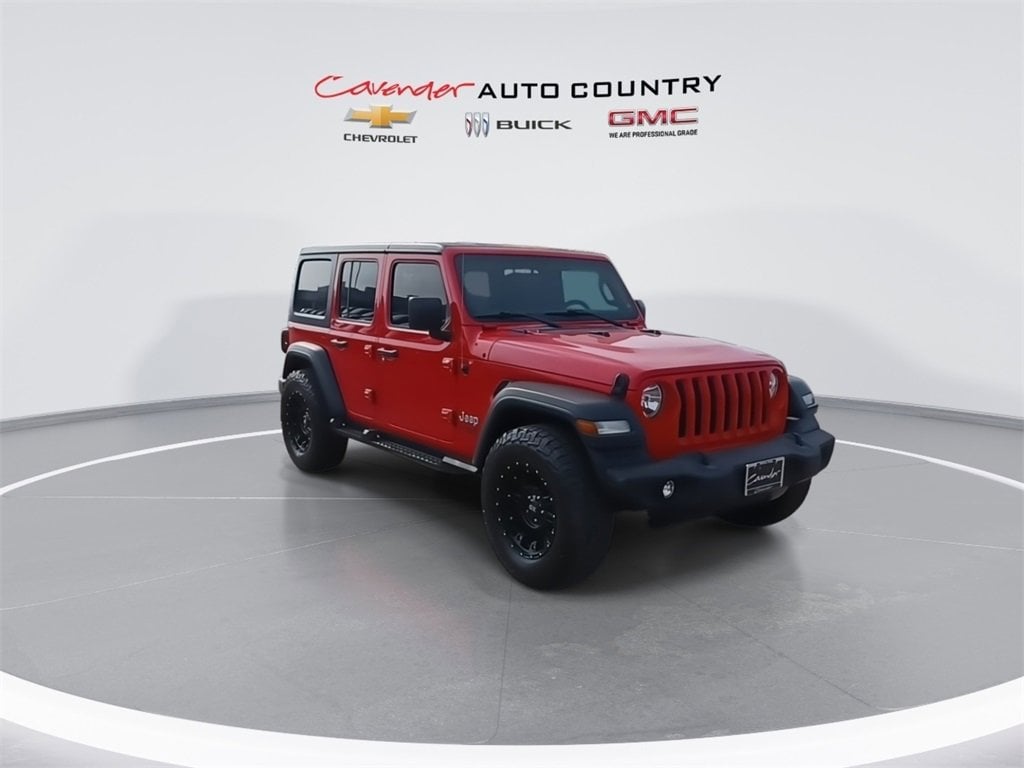 Used 2018 Jeep All-New Wrangler Unlimited Sport with VIN 1C4HJXDG3JW139828 for sale in Weimar, TX