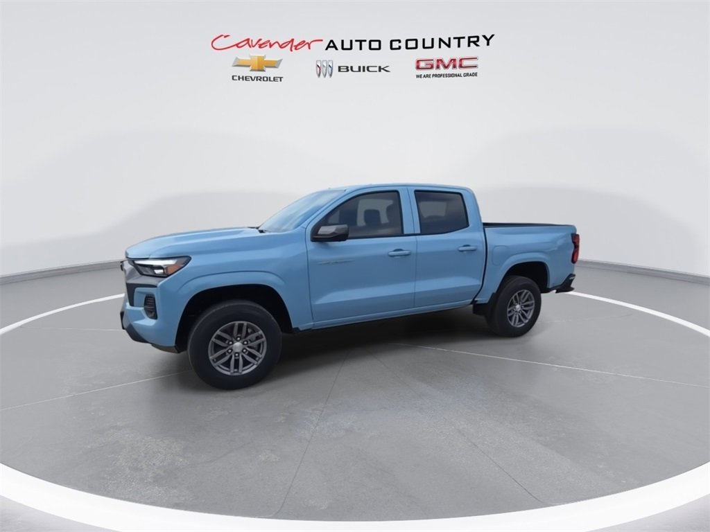 2025 Chevrolet Colorado Work Truck LT photo 4