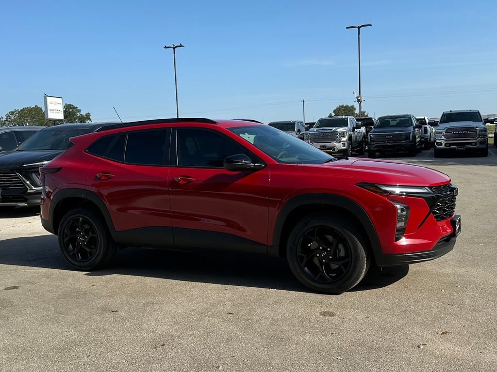 New 2026 Chevrolet Trax LT SUV