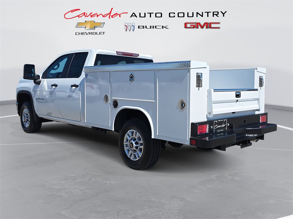2025 Chevrolet Silverado 2500HD photo 4