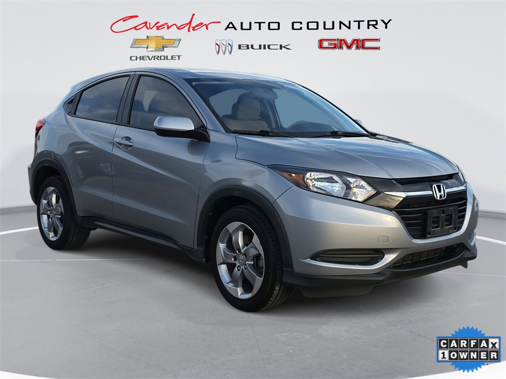 2017 Honda HR-V LX photo 3