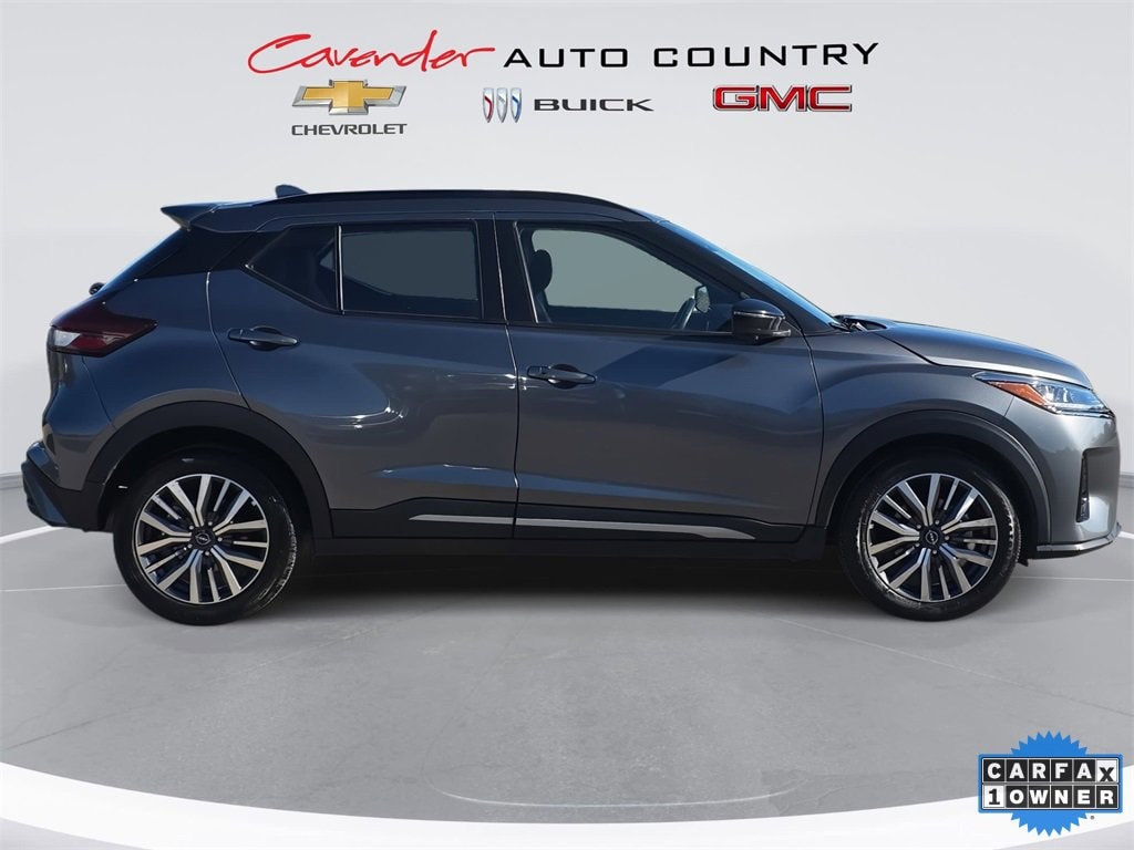 Used 2024 Nissan Kicks SR SUV