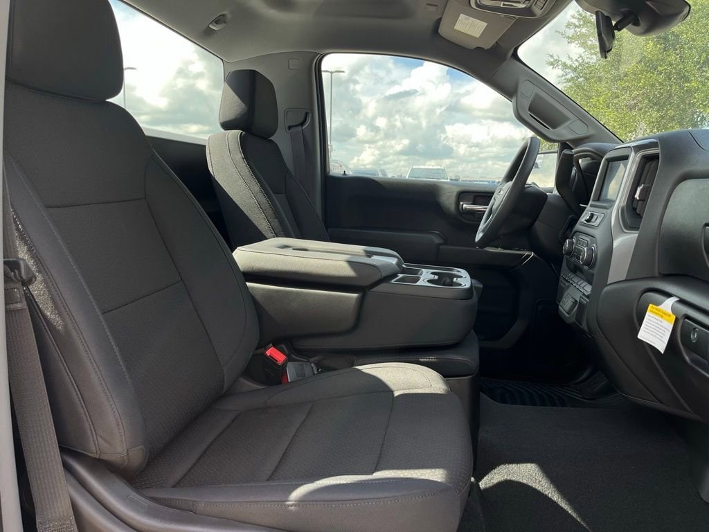 2025 Chevrolet Silverado 1500 Work Truck - Photo 9
